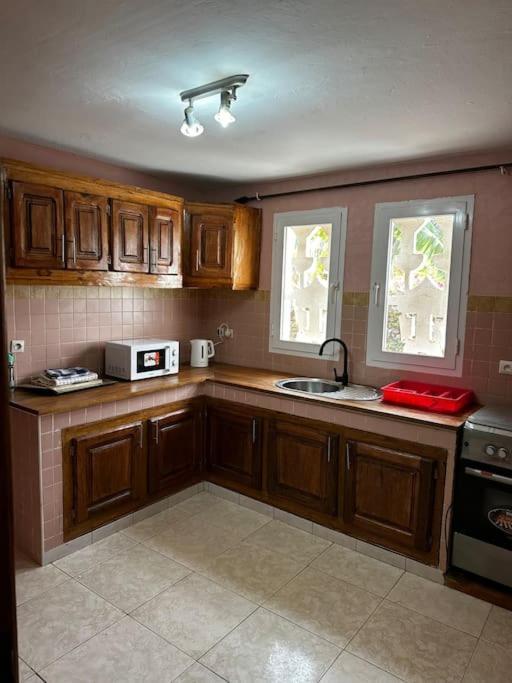 Tres Belle Villa Au Coeur De Saly Ngoại thất bức ảnh