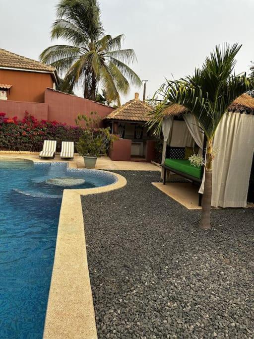 Tres Belle Villa Au Coeur De Saly Ngoại thất bức ảnh