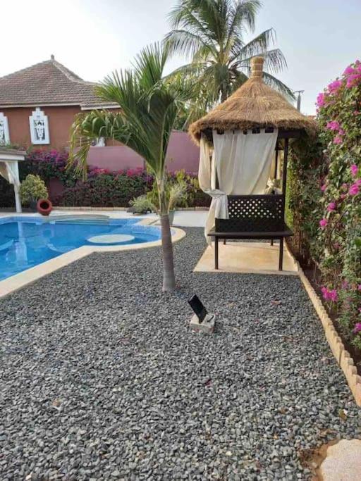 Tres Belle Villa Au Coeur De Saly Ngoại thất bức ảnh