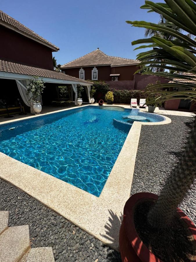 Tres Belle Villa Au Coeur De Saly Ngoại thất bức ảnh